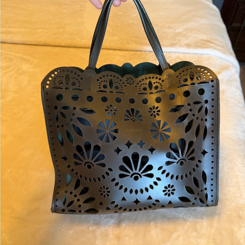 Carlota leather bag